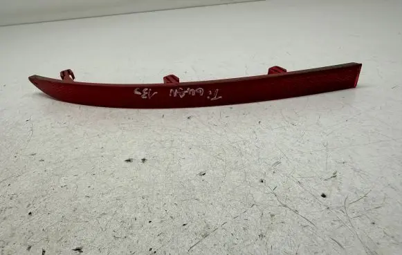 Volkswagen Tiguan Rear tail light reflector 5N0945105