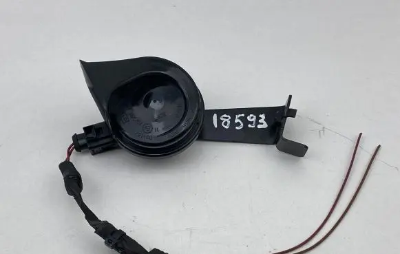 Audi A7 S7 4G Horn signal 4G8951230B