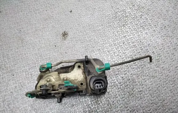 Jeep Cherokee Rear door lock