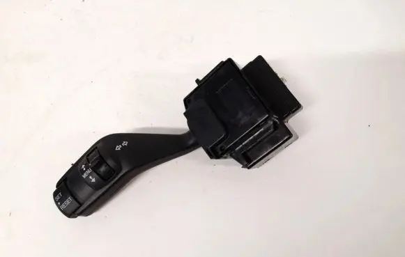 Ford Focus Indicator stalk 17d940c