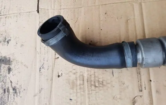 Ford Mondeo MK IV Intercooler hose/pipe