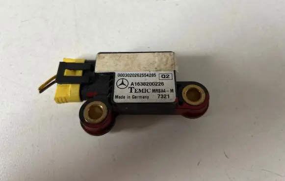 Mercedes-Benz ML W163 Airbag deployment crash/impact sensor A1638200226 00002022552885