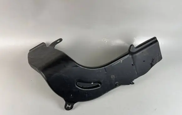 BMW i4 Cabin air duct channel 7946048