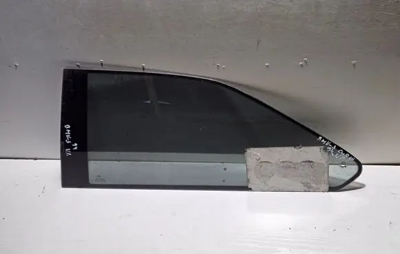BMW 3 E36 Rear side window 43R001025