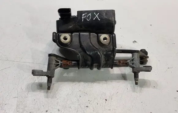 Volkswagen Fox Front wiper linkage and motor 5Z0955133C