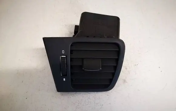Subaru Legacy Dash center air vent grill