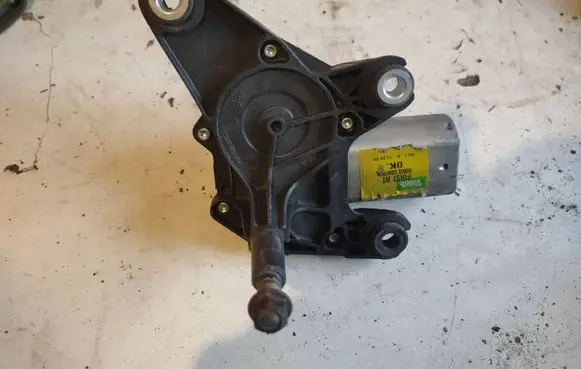 Chrysler Grand Voyager V Rear window wiper motor 05113411AA 05770G