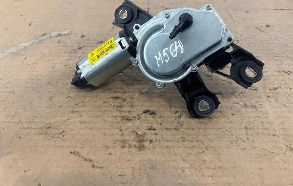 Volkswagen Tiguan Rear window wiper motor W000002310 5N0955711A 356125645