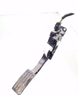 Ford Focus Accelerator throttle pedal BV619F836AB