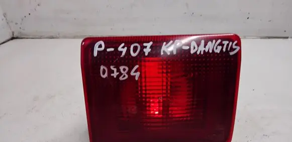 Peugeot 407 Tailgate rear/tail lights