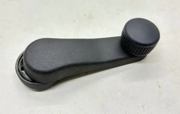 Skoda Octavia Mk2 (1Z) Front door window winding handle 1H0837581D