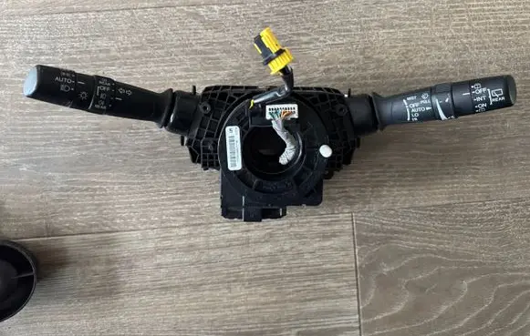 Honda CR-V Indicator stalk 35000T0A00