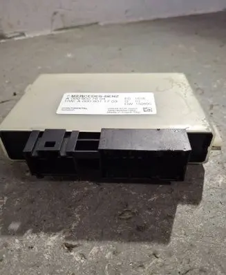 Mercedes-Benz E W238 Reducing agents exhaust control unit A0009007604 A0009011703