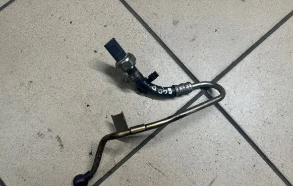 Exhaust gas pressure sensor