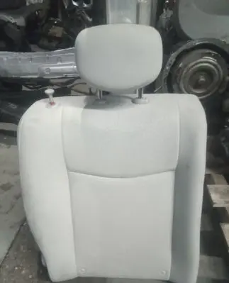 Nissan Leaf I (ZE0) Rear seat 