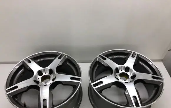Suzuki Vitara (LY) R17 alloy rim KBA47073