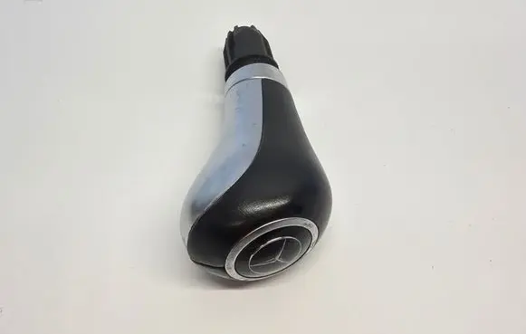 Mercedes-Benz C W204 Gear lever shifter trim leather/knob A2042677710
