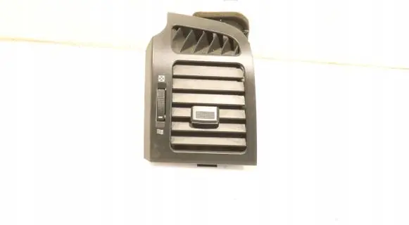 Chevrolet Captiva Dashboard side air vent grill/cover trim