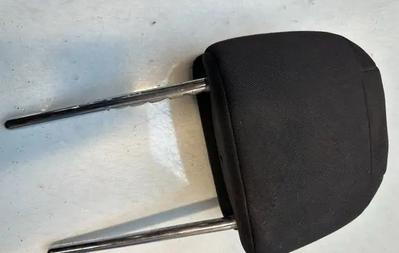 Peugeot 308 SW Front seat headrest 42342353