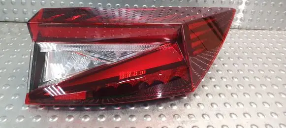 Skoda Enyaq iV Rear/tail lights S26372437 5LA945208A