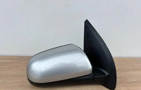 Chevrolet Aveo Manual wing mirror E4012312