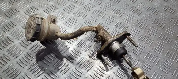 Honda Civic Clutch master cylinder