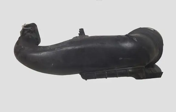 Dacia Logan I Turbo air intake inlet pipe/hose 8200921878