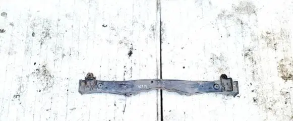 Toyota Avensis T250 Radiator support slam panel