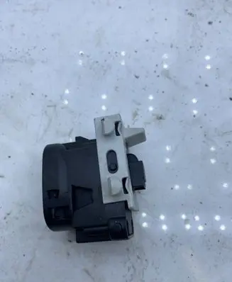 Mercedes-Benz CLK A209 C209 Electric window control switch 2098203510