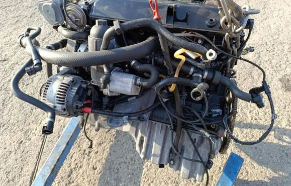 BMW 5 E60 E61 Engine