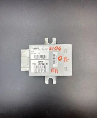 BMW 5 F10 F11 Air suspension control unit module (rear) 6857943 4461500710 004002000