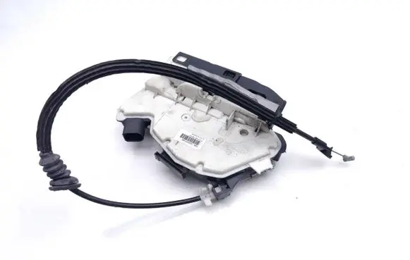Skoda Superb B6 (3T) Front door lock 1S2837015B