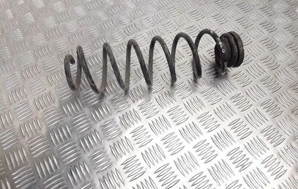 Volkswagen Polo Rear coil spring