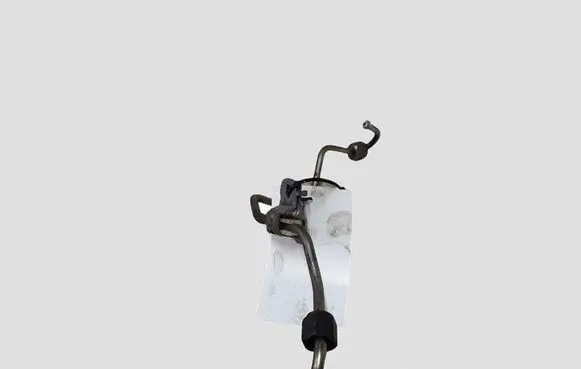 Land Rover Evoque I Fuel injector supply line/pipe