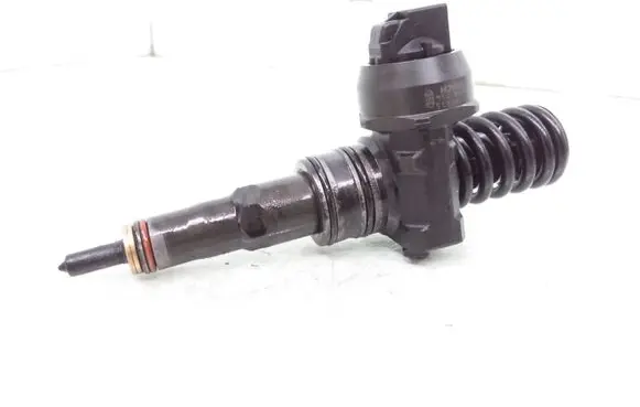 Skoda Octavia Mk2 (1Z) Fuel injector 038130073AG 0414720215