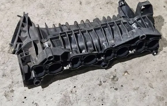 BMW 5 F10 F11 Intake manifold 8514771 7807991 8506406
