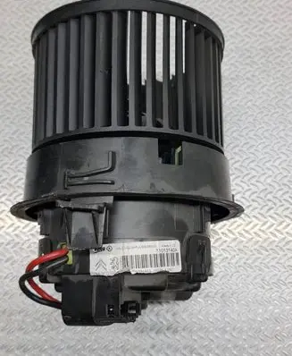 Peugeot 2008 I Heater fan/blower T1013140A
