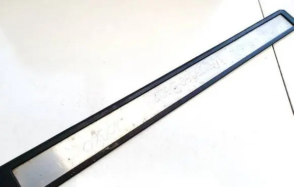 Mercedes-Benz E W211 Front sill trim cover 2116805635