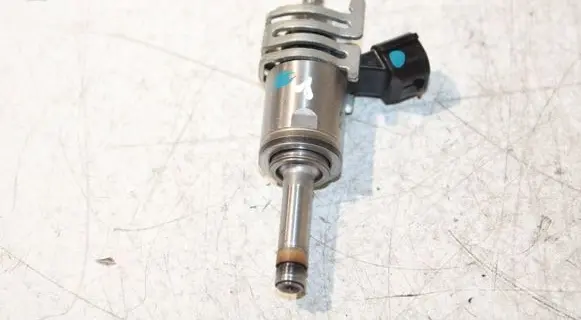 Lexus IS III XE30 Fuel injector 2325031120