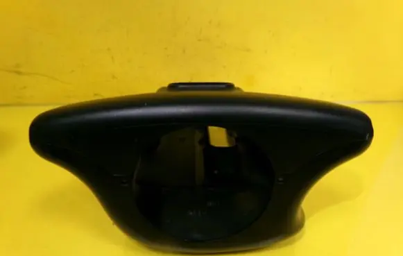 Steering wheel column trim