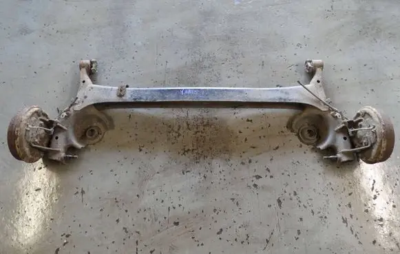 Toyota Yaris Rear axle beam 
