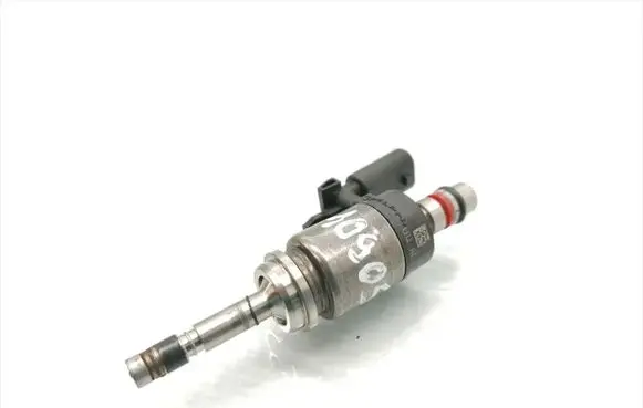 Skoda Octavia Mk3 (5E) Fuel injector 04E906036AD