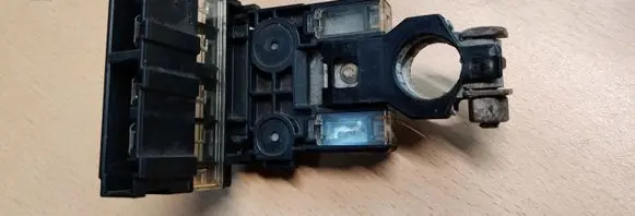 Renault Kadjar Fuse module CY21
