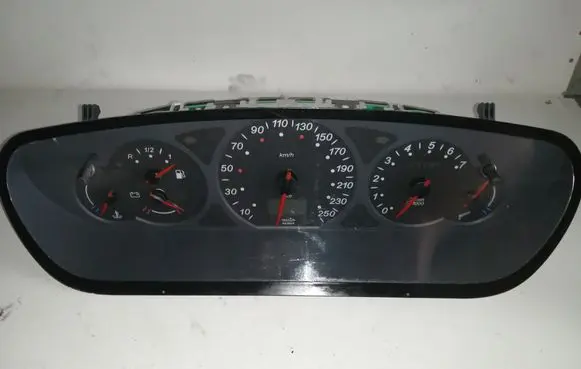 Citroen C5 Speedometer (instrument cluster) 9635289280