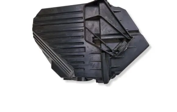 Land Rover Discovery Sport Air filter box GJ329600AD