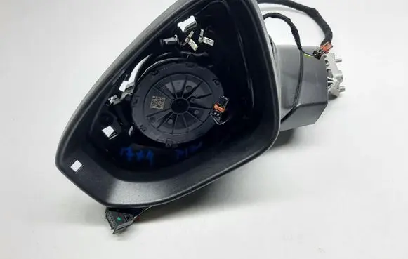 Volkswagen PASSAT B9 Front door electric wing mirror 3J1857501B
