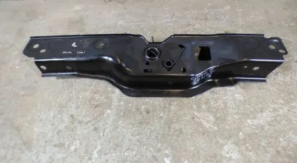 Opel Corsa E Top upper radiator support slam panel 13434800 2495198D