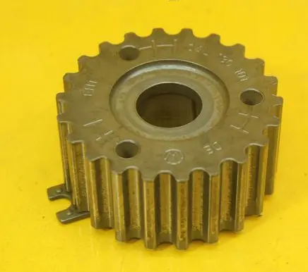 Audi A8 S8 D4 4H Fuel pump gear (pulley) 04L130111A 04L130101 04L130227