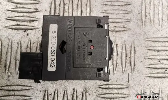 Renault Master II Headlight level height control switch 8200060042
