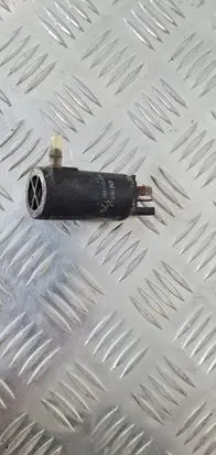 Suzuki Jimny Windscreen/windshield washer pump